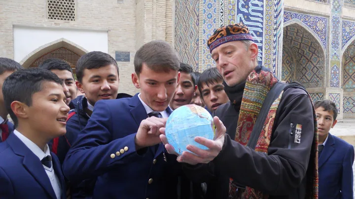 Viktors Farmors rejseleder Søren Bjelke i Bukhara i Uzbekistan