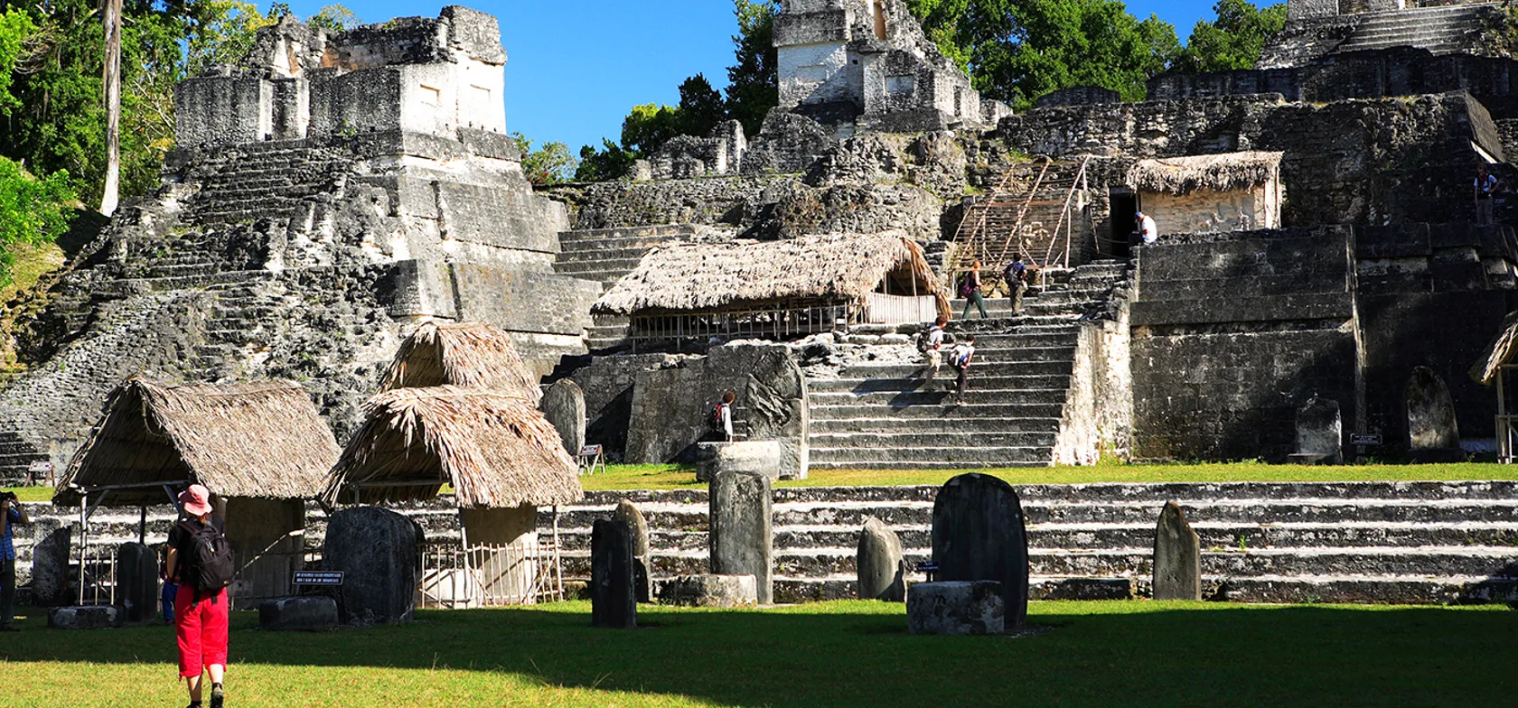 Grand Plaza var hjertet i mayabyen Tikal. Foto Anders Stoustrup
