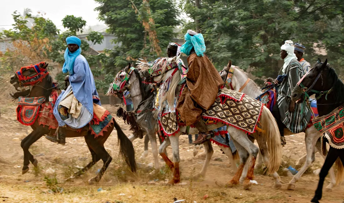 Den unikke Sokode hestedans i Togo. Foto Lise Blom